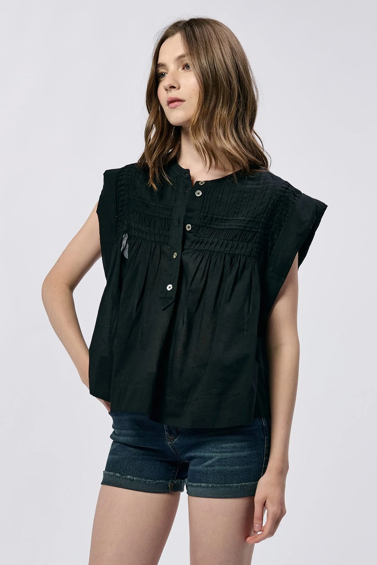 Shaya Top