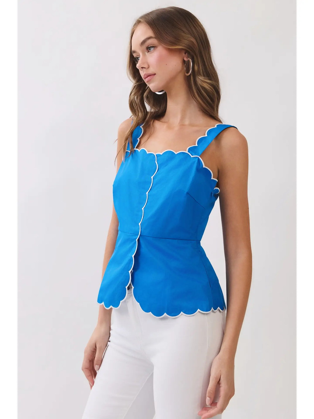 Scallop Trim Sleeveless Top